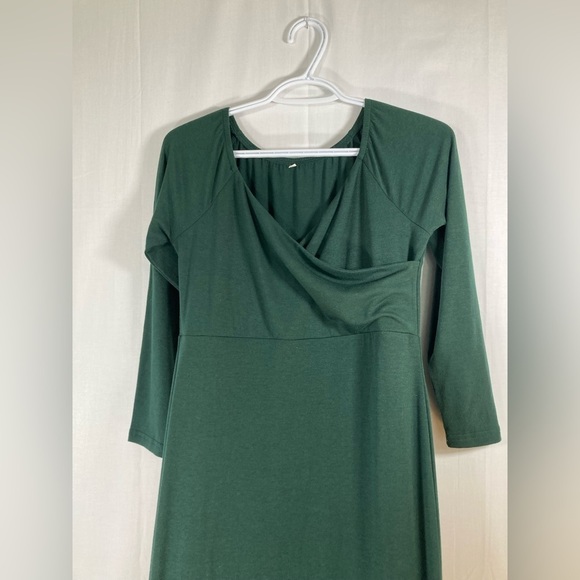 Gorgeous long, stretchy maternity photoshoot gown size small - Picture 5 of 12